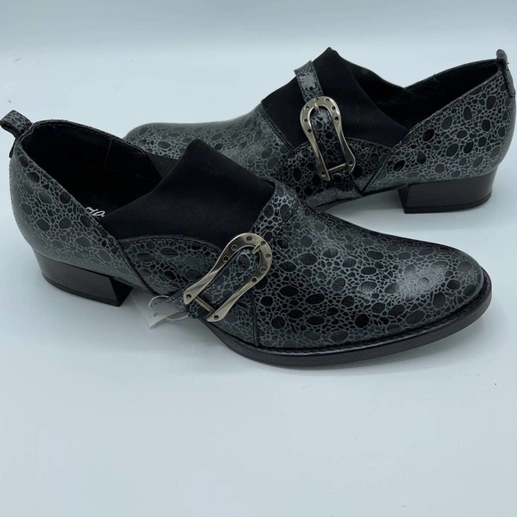 Helle Comfort Shoes - HELLE COMFORT BLACK & GRAY LEATHER & SUEDE STYLISH SHOES SIZE 6.5
